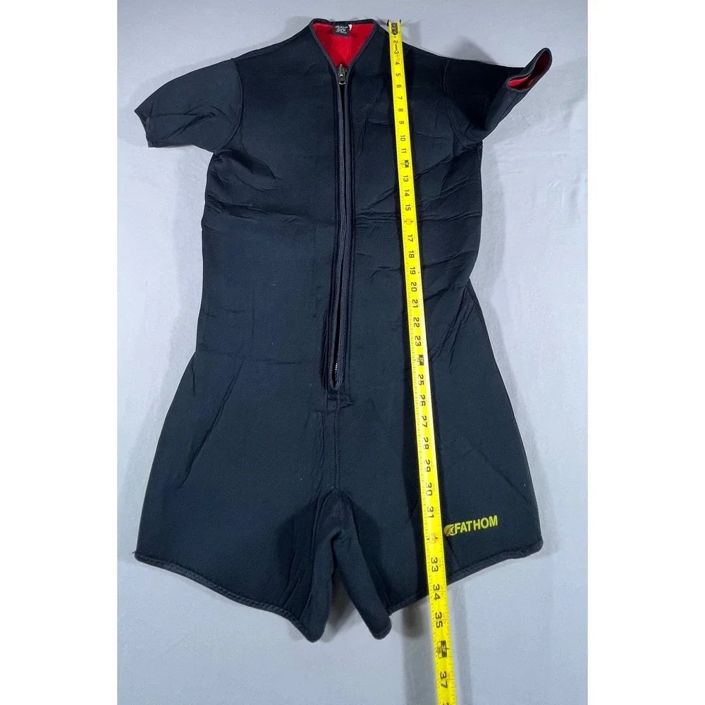 Fathom Seaflex Mens XL Shorty Wetsuit Black Red Neoprene Front‎ Zip Dive Suit